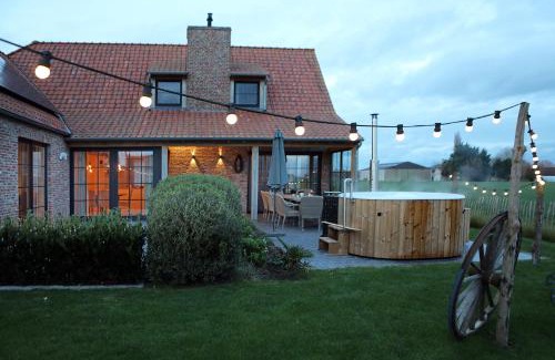 Bulskamp House | Florentinus met hottub, afgesloten tuin en overdekt terras