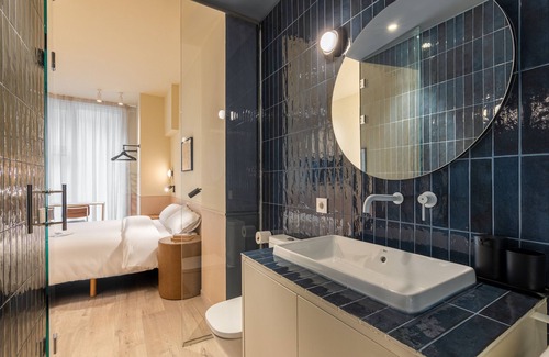 Collblanc y La Torrassa Apartment | Florida Suites By Olala Homes