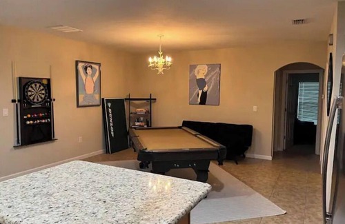 Rockledge House | Florida Beach & Theme Parks, Cozy Spa & Lake Views