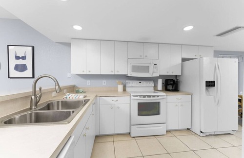 Fiddlers Green Nature Trail Apartment | Florida Breeze at Fiddlers Green