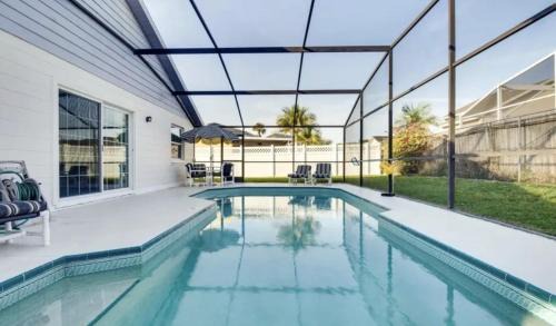 Buena Ventura Lakes House | Florida Gem