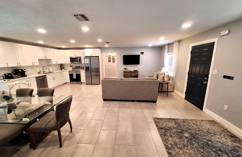 Sebastian Highlands House | 🍹🌞 Florida Getaway! New Pool Heater, Fenced Yard,Close to River and Beaches!