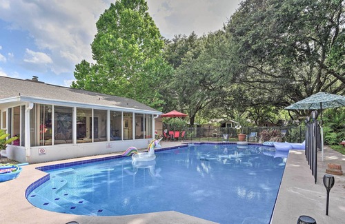 Longwood House | Florida Retreat w/ Pool, Near Walt Disney World!