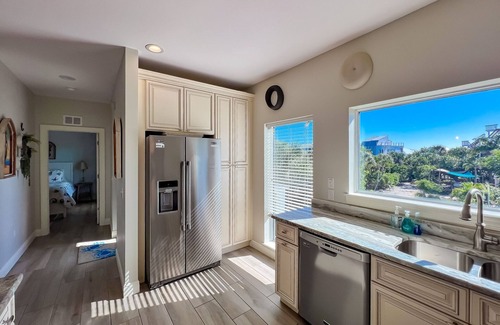 North Captiva House | "FLORIDAYS" Newly Completed Private Beach House w/Heated Pool & Spa. 2 Carts