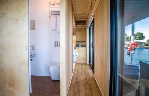 Valleyfield Hotel | Flotel