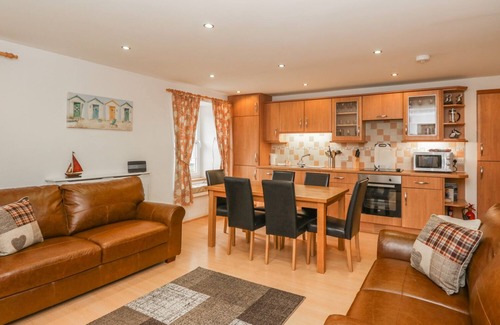 Pittenweem Apartment | FLOURLOFT, family friendly, character holiday cottage in Pittenweem