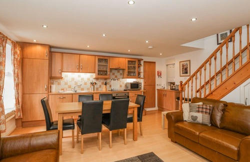 Pittenweem Apartment | FLOURLOFT, family friendly, character holiday cottage in Pittenweem