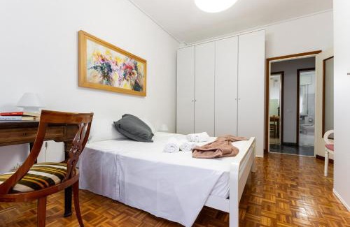Old Town Apartment | Flower apartment