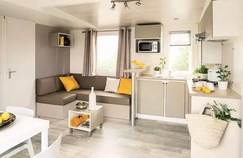 Avrille House | Flower Camping Beauchêne * - Homeflower Premium 31m2/3 bedrooms - terrace 6 to 8 people - 6 pers. included in the tariff