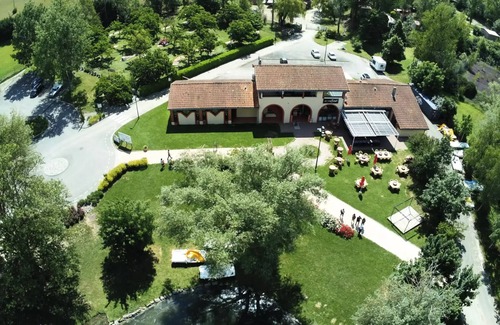 Montgeard Ski Chalet | Flower Camping Du Lac De Thésauque * - Chalet Comfort 35m2 2 bedrooms - air conditioning + TV + covered terrace 4 people