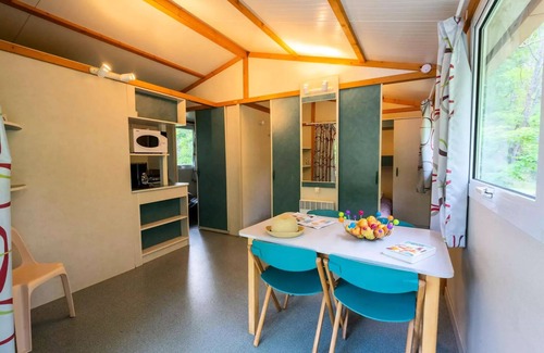 Clamensane Ski Chalet | Flower Camping Le Clot du Jay * - Standard chalet 25m2 2 bedrooms + Terrace 5 persons