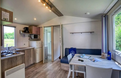 Tremolat House | Flower Camping LES BERGES DE LA DORDOGNE * - Mobil-Home Comfort 25m2 Loggia - 2 bedrooms + covered terrace 4 people