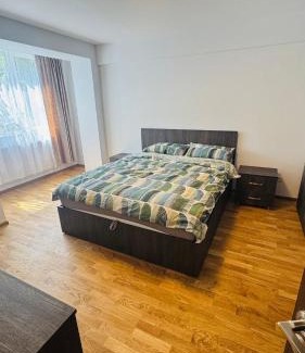 Hunedoara Apartment | Flowers