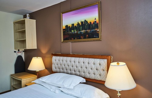 Flushing Chinatown Hotel | Flushing Hotel