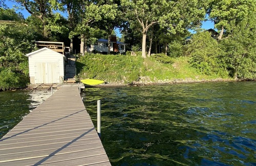 Canandaigua Cottage | FLX Guest House: Canandaigua Lakefront Scandi Style Cottage