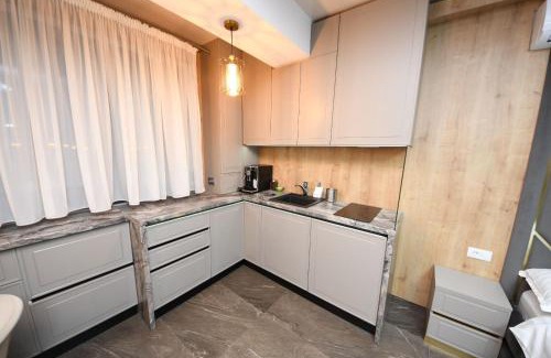 Galati Apartment | Fly Central Park 2