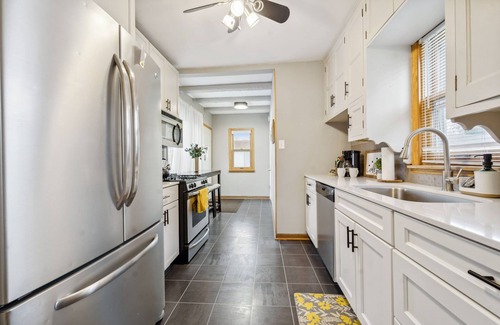 Diamond Lake House | Flyer's Find, remodeled and clean