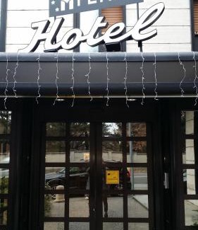 San Maurizio Canavese Hotel | Flying Hotel