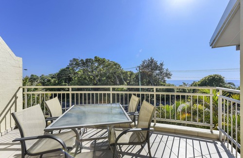 Flynns Beach Apartment | Flynns Beach Resort