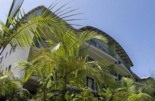 Flynns Beach Apartment | Flynns Beach Resort