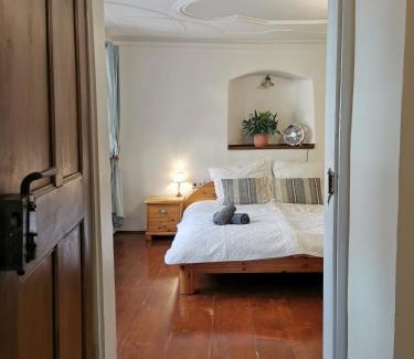 Altstadt Bed & Breakfast | Flyns