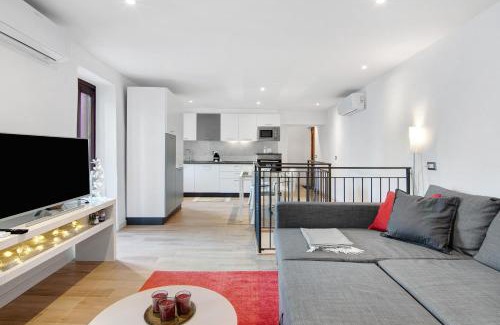 Oria Apartment | Fogazzaro Lake View Apartment