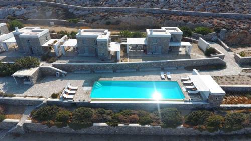 Karavostasis Villa | Folegandros Villas Aspropunta