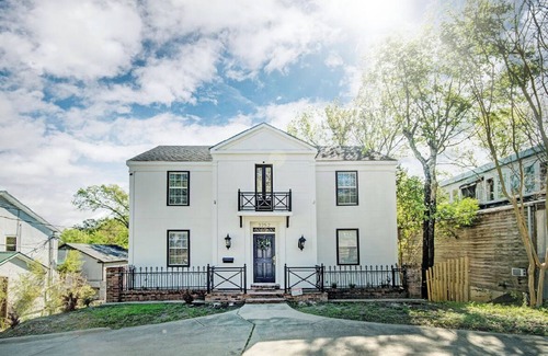 Fondren House | Fondren: “A Divine Destination”