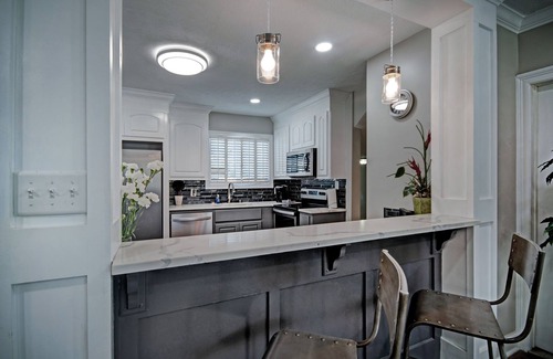 Fondren Apartment | Fondren "InStyle" Elegance: Indoor-Outdoor Charm