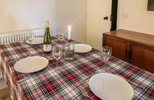 Aberfeldy House | Fonseca Cottage