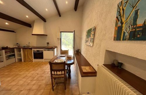 Saint-Andre-les-Alpes Apartment | Font Chaude, emplacement idéal, calme et nature magnifique