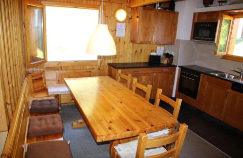 Salins Ski Chalet | Fontannets 006 MOUNTAIN & QUIET chalet 10 pers