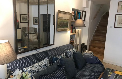 Fontevraud-l'Abbaye Bed & Breakfast | fontevraud maison de ville bnb