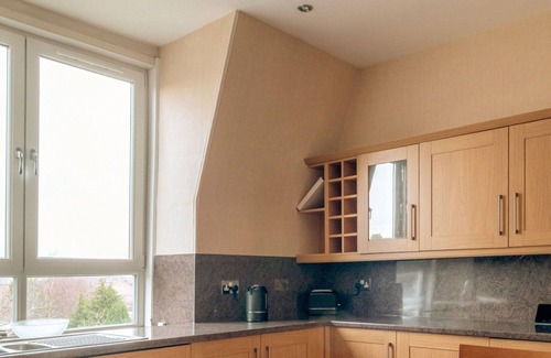 Central Aberdeen Apartment | Fonthill Residence - SJA Stays - 1 Bed Apartment