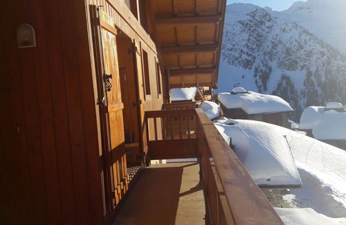 Les Eucherts Apartment | Foot of the slopes heart station ground floor panoramic south view, 6/8p