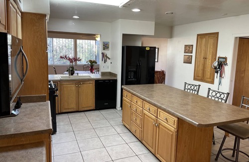 Bear Canyon Hills House | Foothills Retreat With Stunning Mountain Views and Very Close to Sabino Canyon!