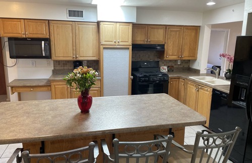Bear Canyon Hills House | Foothills Retreat With Stunning Mountain Views and Very Close to Sabino Canyon!