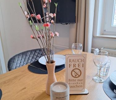 Bielefeld Apartment | for 4 - parking space for car - Internet