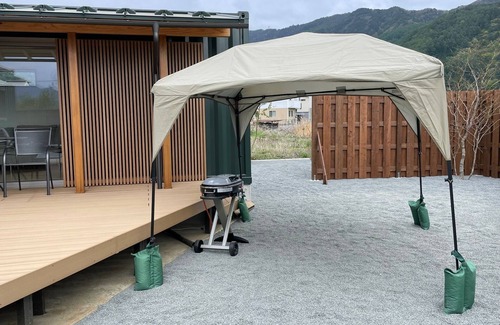 Fujikawaguchiko RV Rental | For 4 peopleWood deck BBQ planGlamping standar/Minamitsuru District Yamanashi