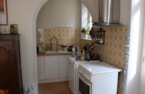 La Hisse House | FOR 5 OR 10 SEA-GREEN. HOUSE OF SPECIAL CHARACTER PROMOTIONS ALL SAINTS' DAY & CHRISTMAS 2009