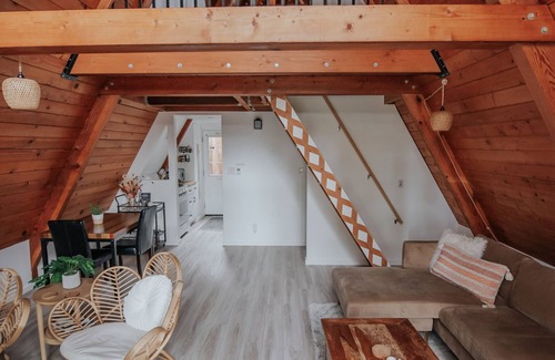 Baywood-Los Osos Cabin | For a cabin experience by the sea.
