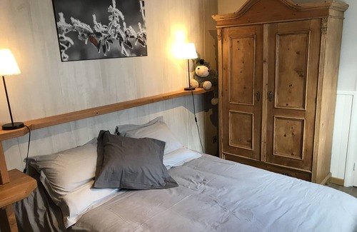 Cauterets House | For nature lovers, house 2 pers bungalow in Cauterets
