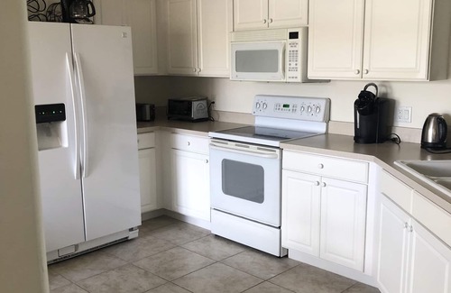 Fort Myers Condo | For Sale: Spacious 2BR condo top floor with water views