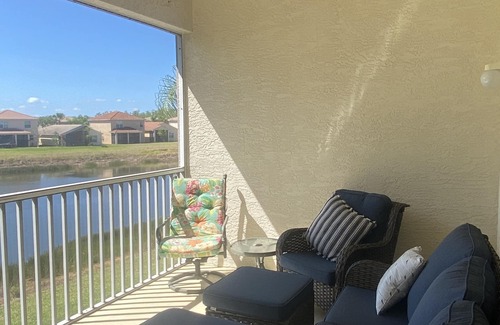 Fort Myers Condo | For Sale: Spacious 2BR condo top floor with water views