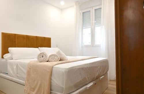 Lucero Apartment | For You Rentals Amplia Casa temporal Madrid de 3 Dormitorios M VLM4