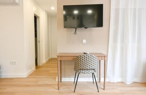 Lucero Apartment | For You Rentals Amplia Casa temporal Madrid de 3 Dormitorios M VLM4