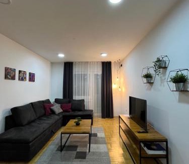 Dakovo Apartment | For5
