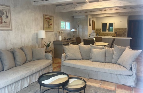 Forcalquier House | Forcalquier, Villa with private pool in luxury hotel residence.
