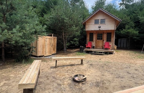 Langton Apartment | Forest Bunkie Trails & Stargazing