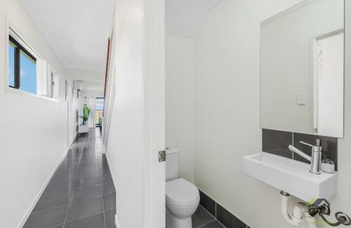 Coomera House | Forest castle in a quiet single-story house in Coomera
